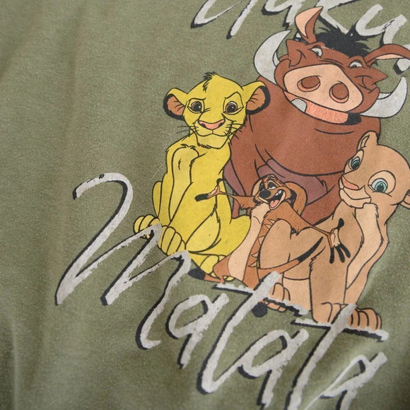 Disney Lion King Olive Green Crewneck Sweater Hakuna Matata Med - Picture 12 of 13